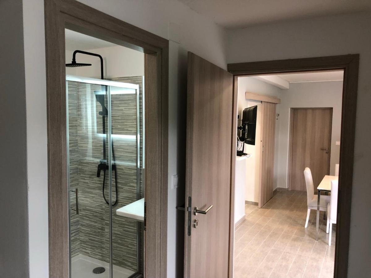 Garden apartment Palit Buitenkant foto